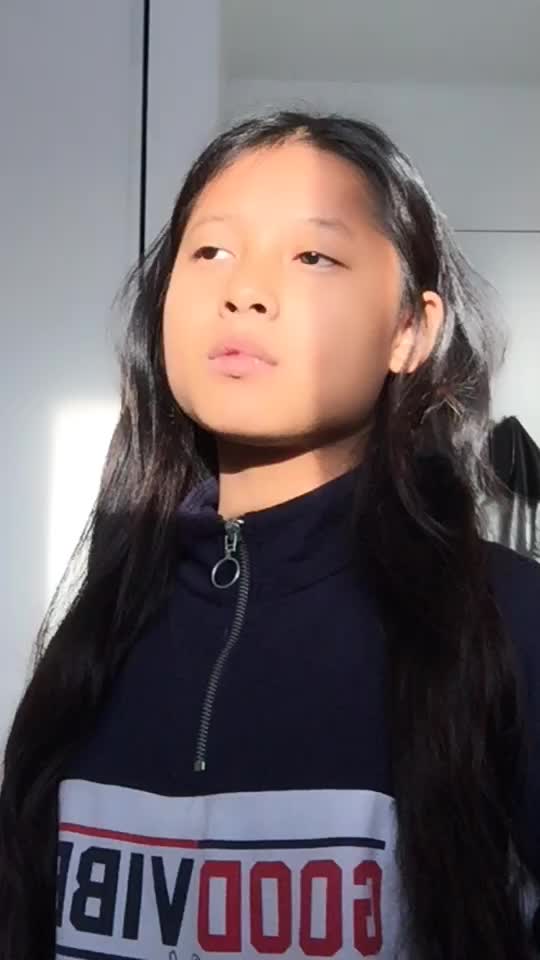 @♡Themzane_Gurung♡