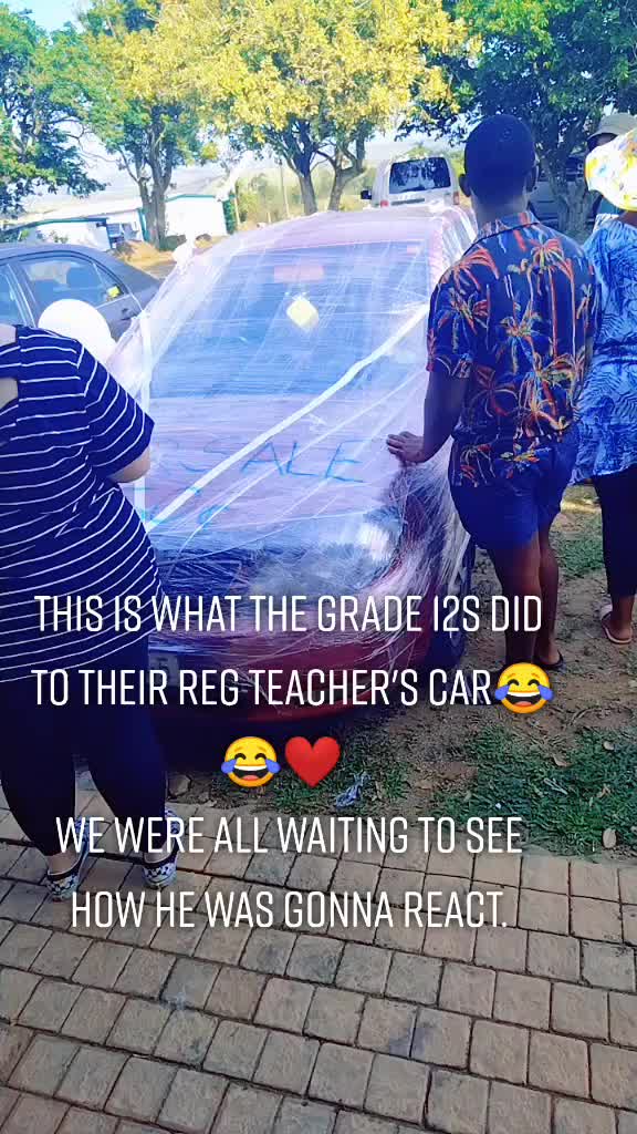 @ThandekaLuthuli👩🏫