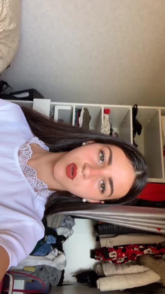 @Sabrinaa