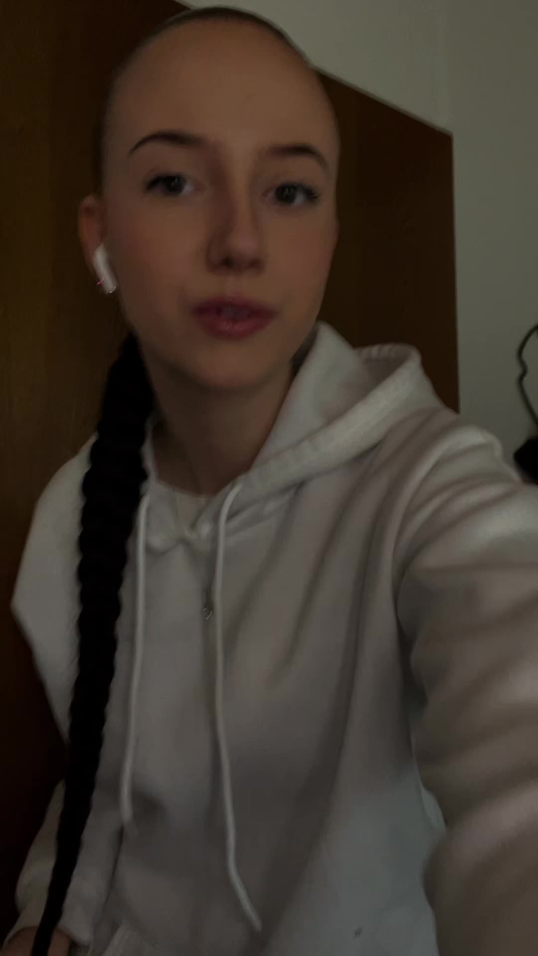 @Emily🌹