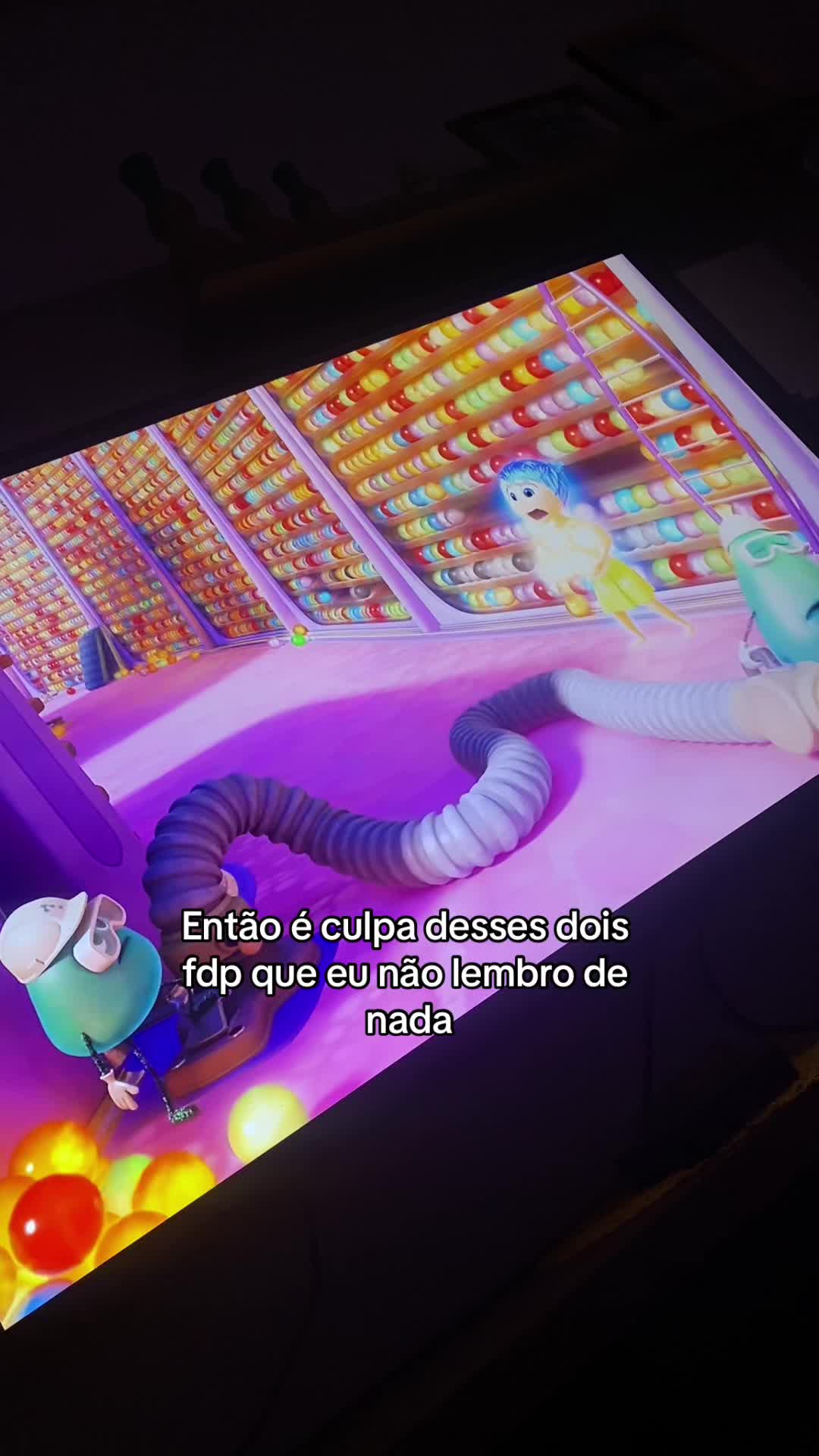 @vitoriaxchaves_