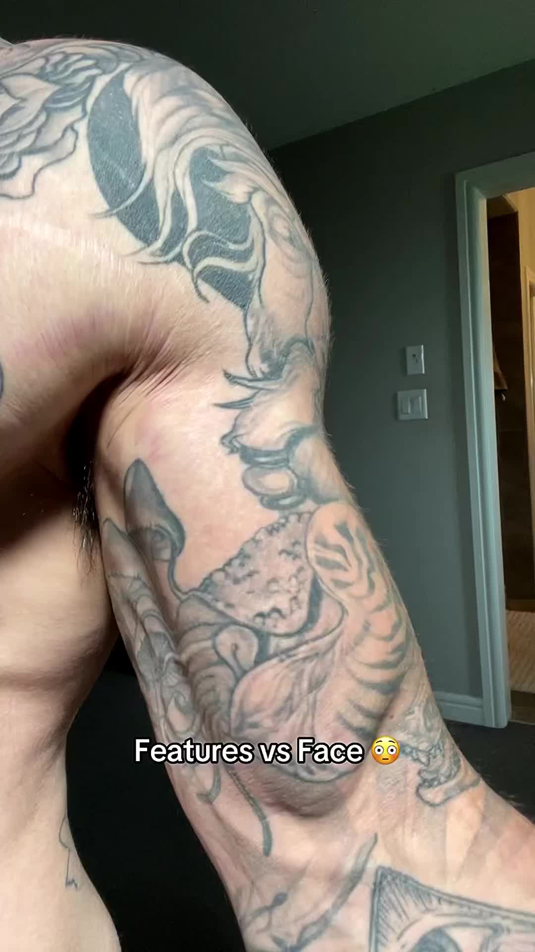 @C&oacute;smika