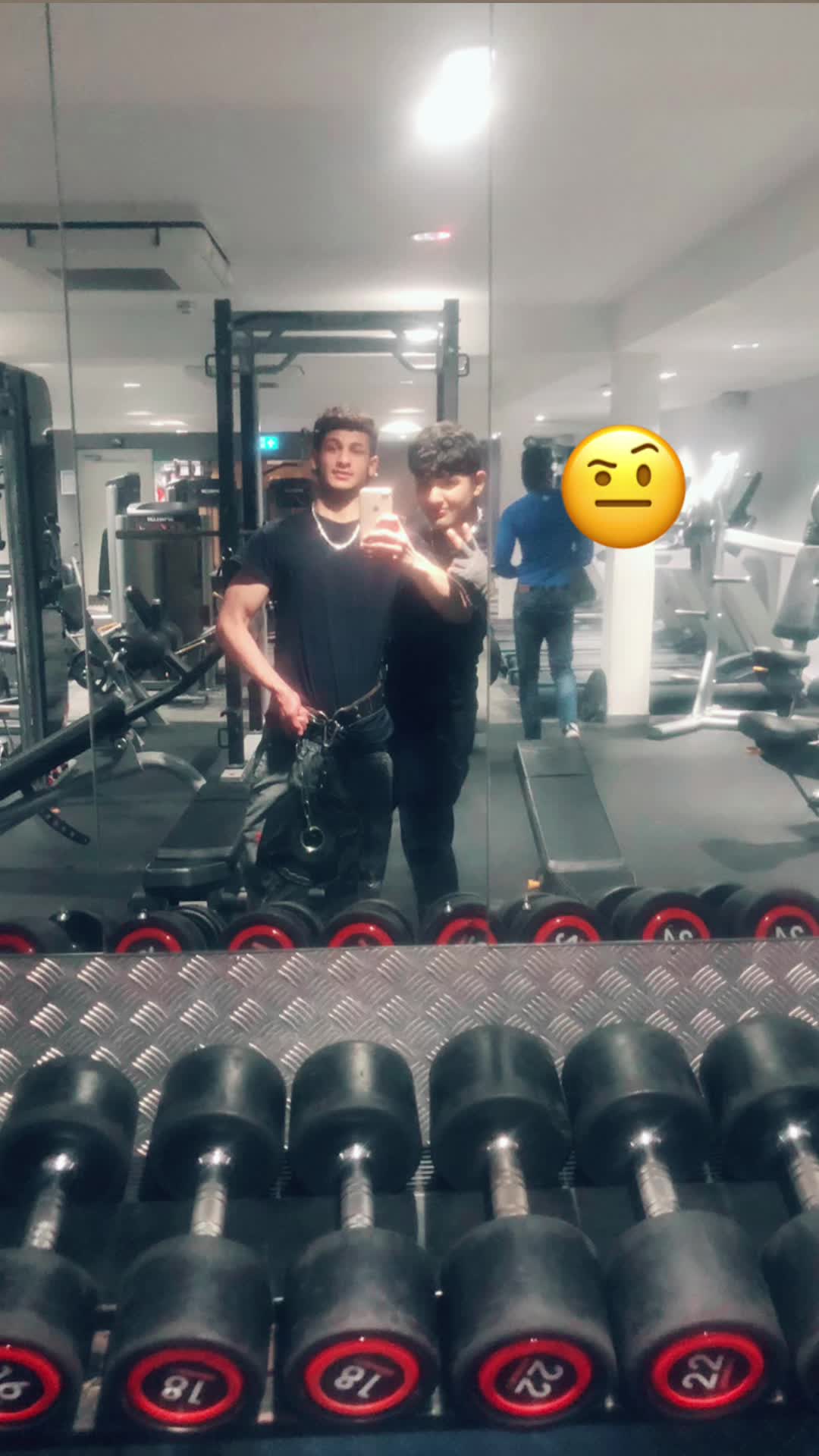 @kurabemenataka