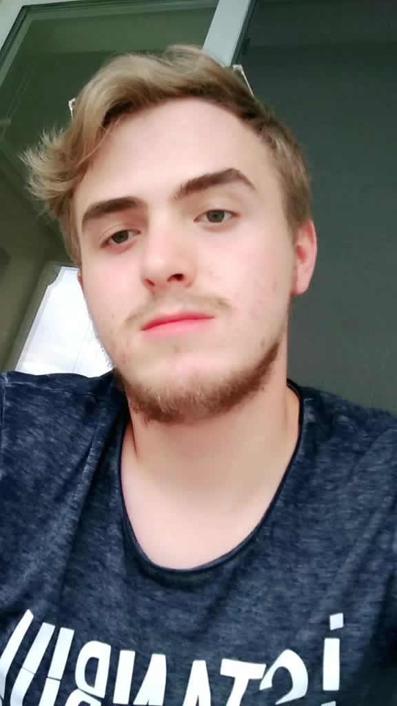 @&Ouml;mer A&ccedil;ıl