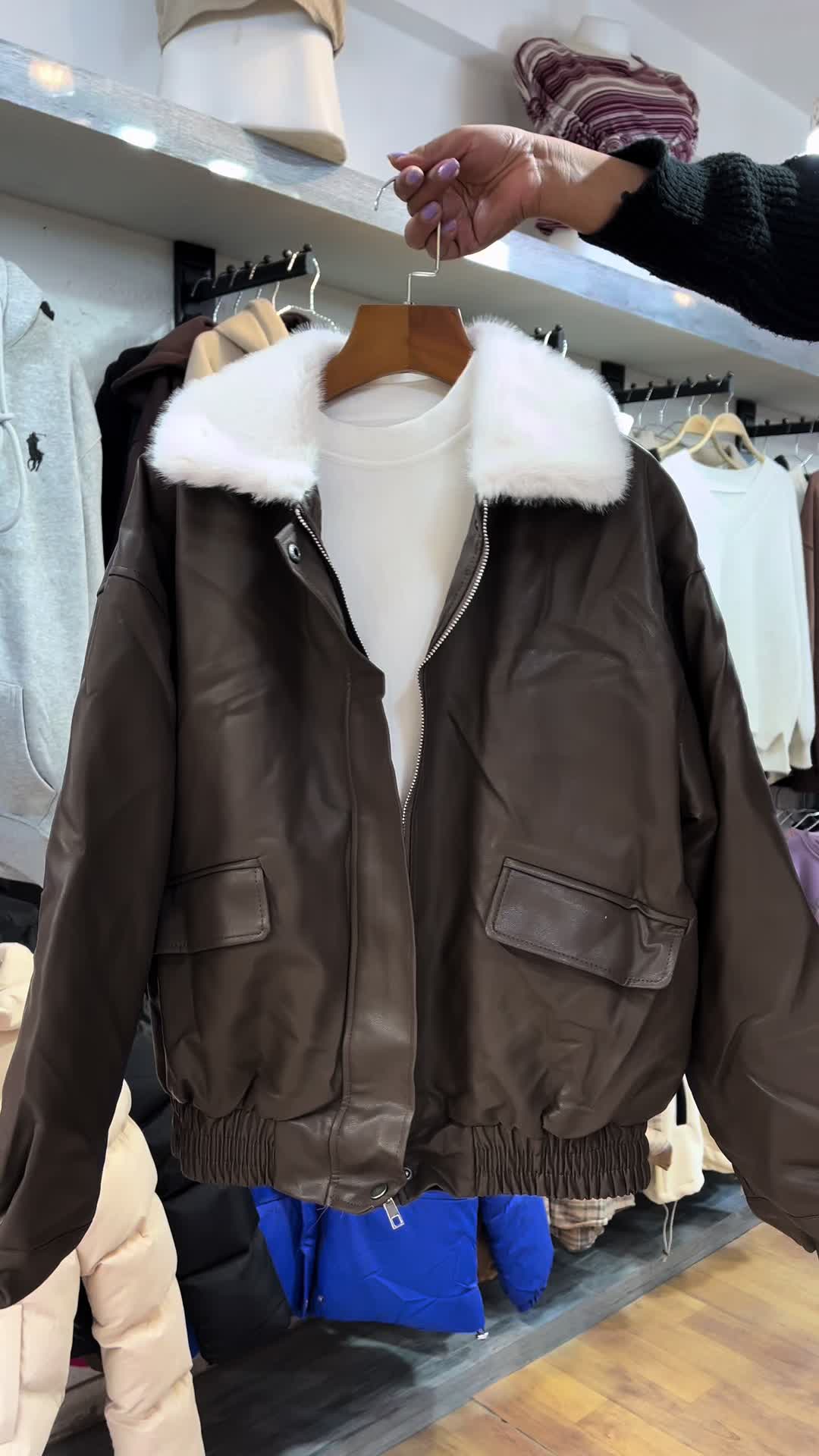 @woorifashionwear