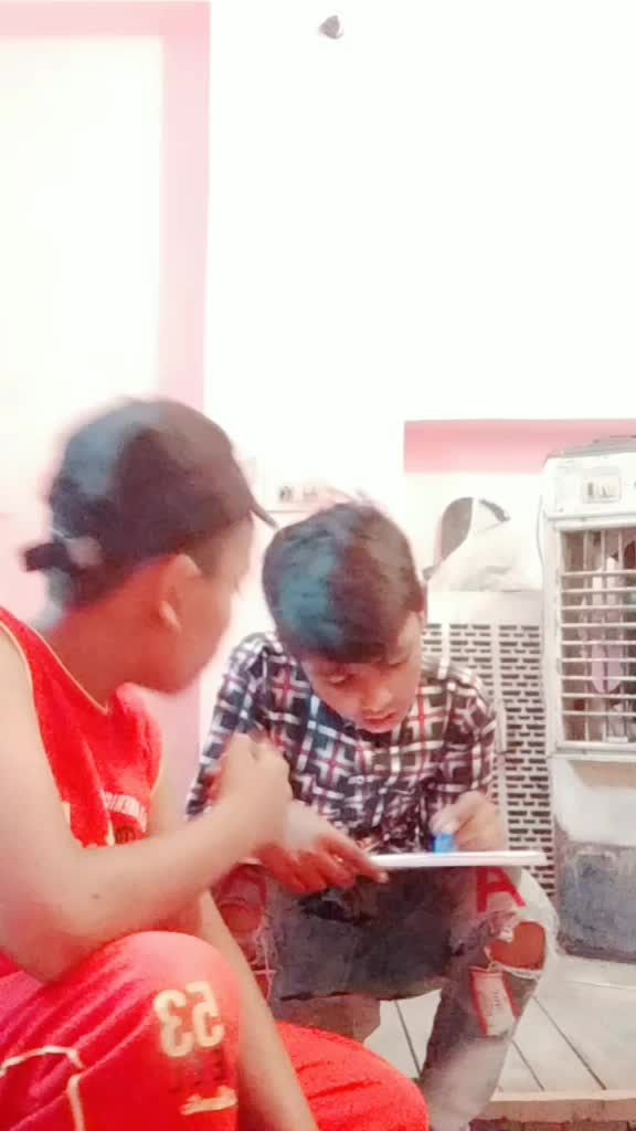@Anshukalotra000d