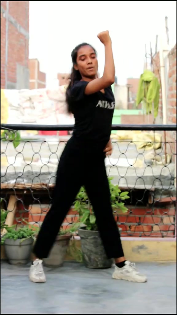 @pooja dancer