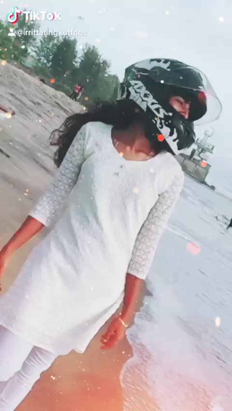 @kunjAnz_🖤