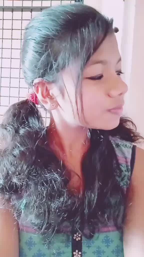 @D€^!L$ QU€€N😈👼
