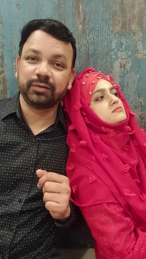 @Meenaz💎