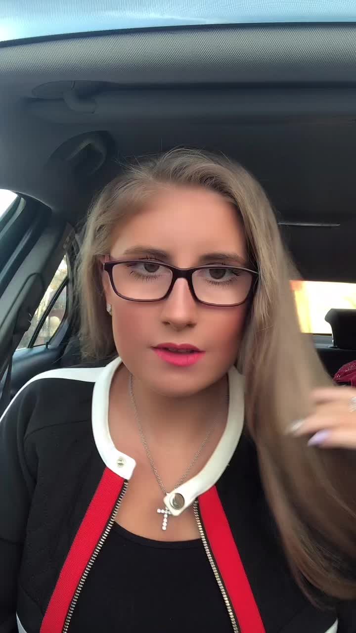 @Elenalouise_backup
