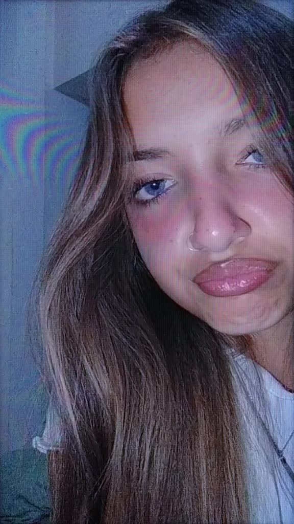 @Desy💚🍓