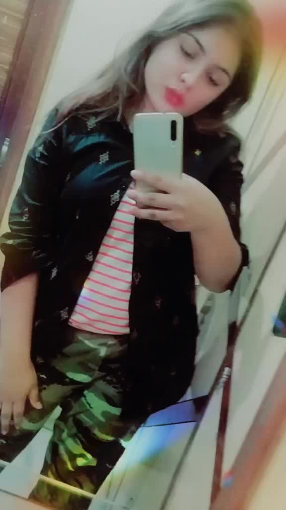 @RITIKA ♥️