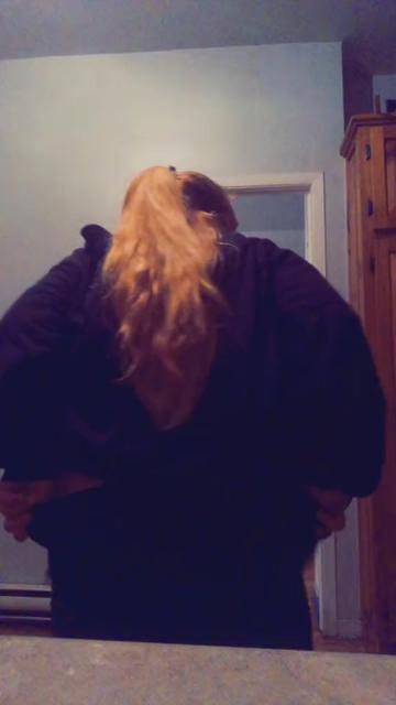 @CurvyQueenbaby