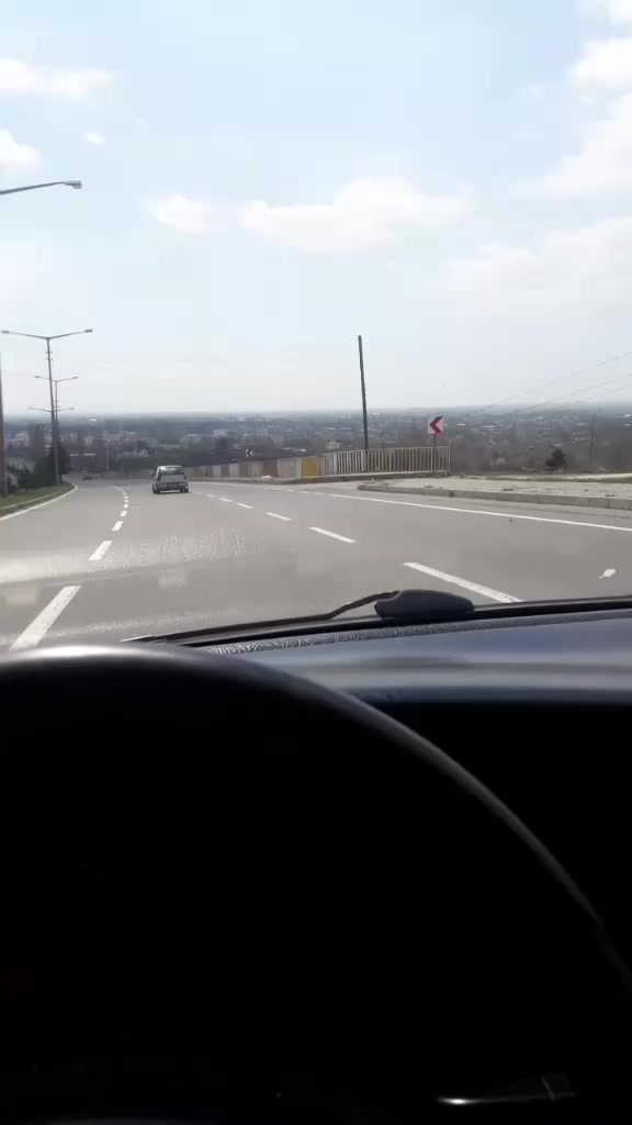 @Emoş