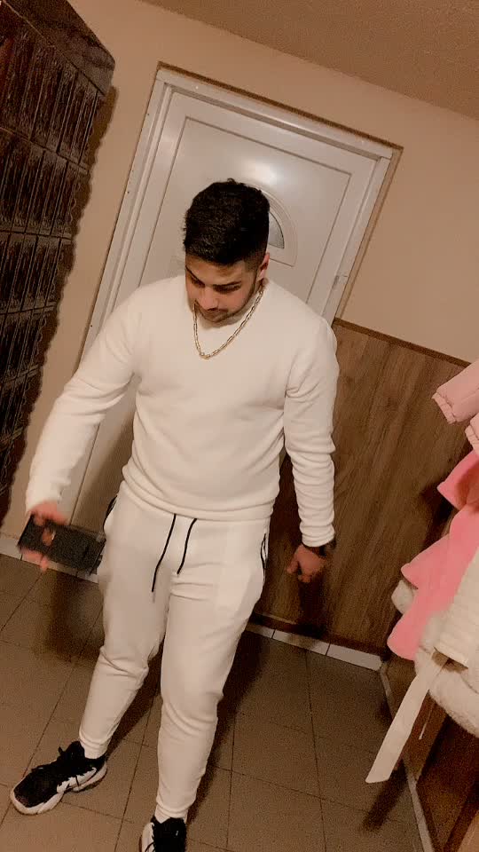 @TITUSZ😝😈🥵🤫