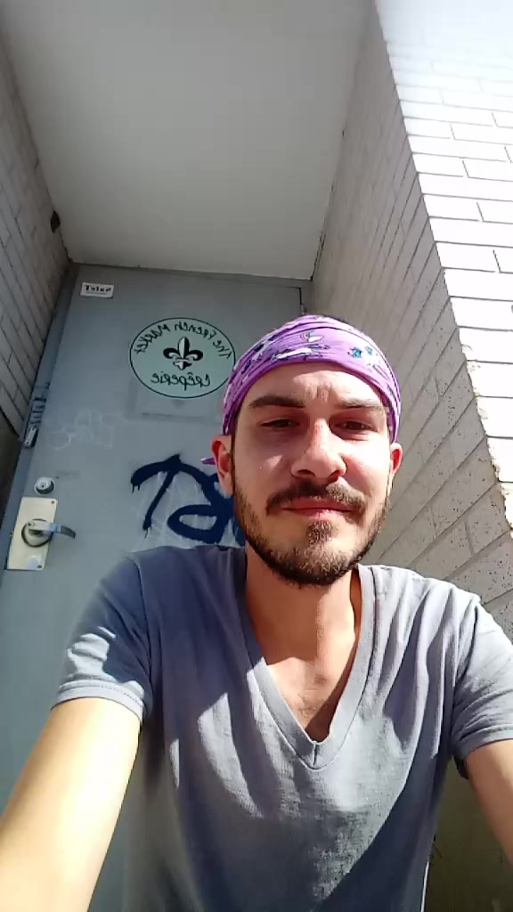 @Hi!IBeStoB.Homie!
