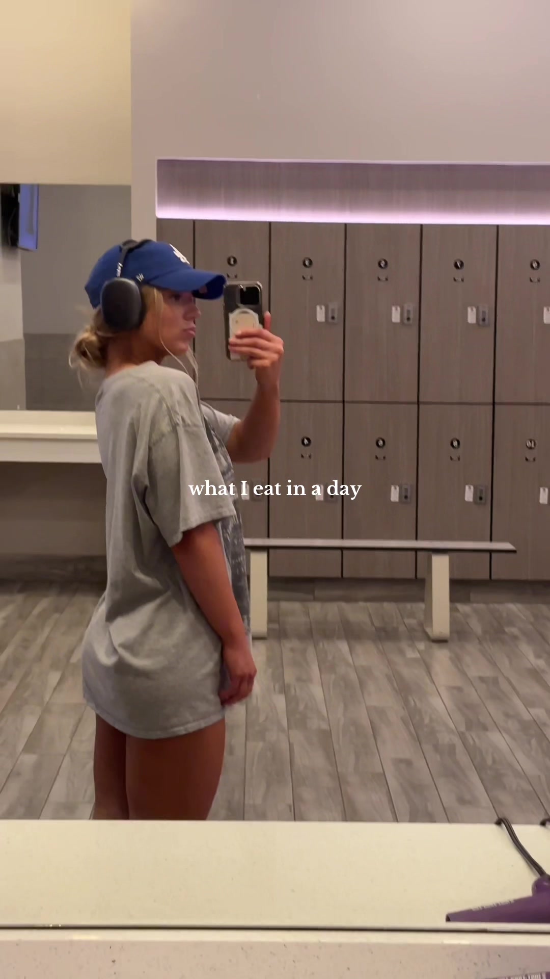 @Chloe Lippai