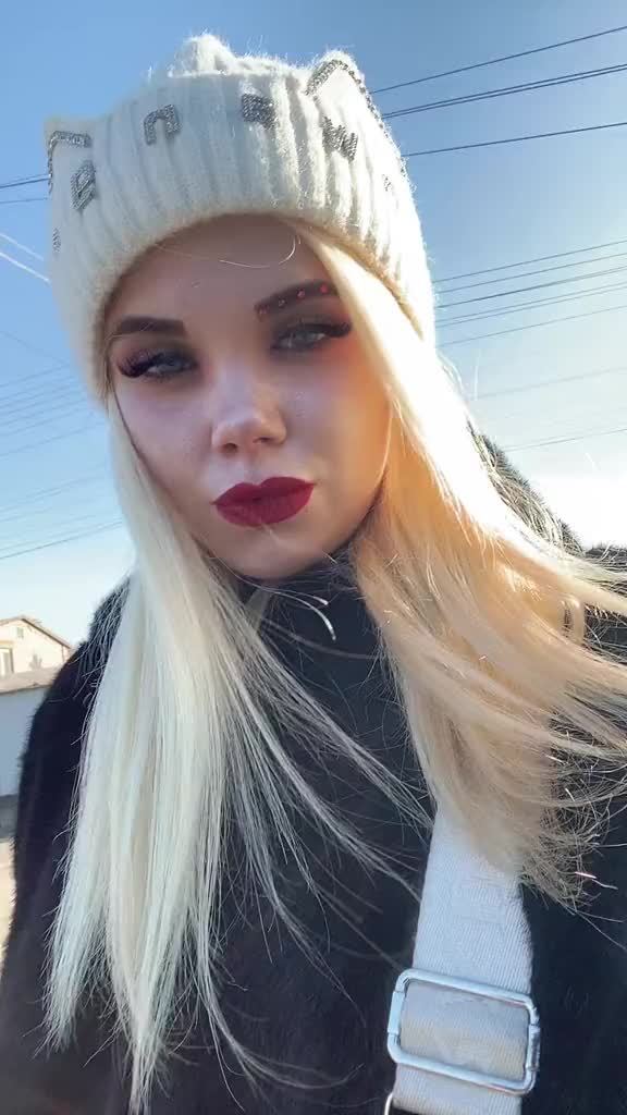 @Анютик