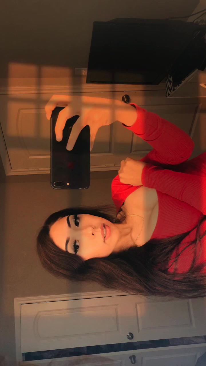@TheonlyMariela