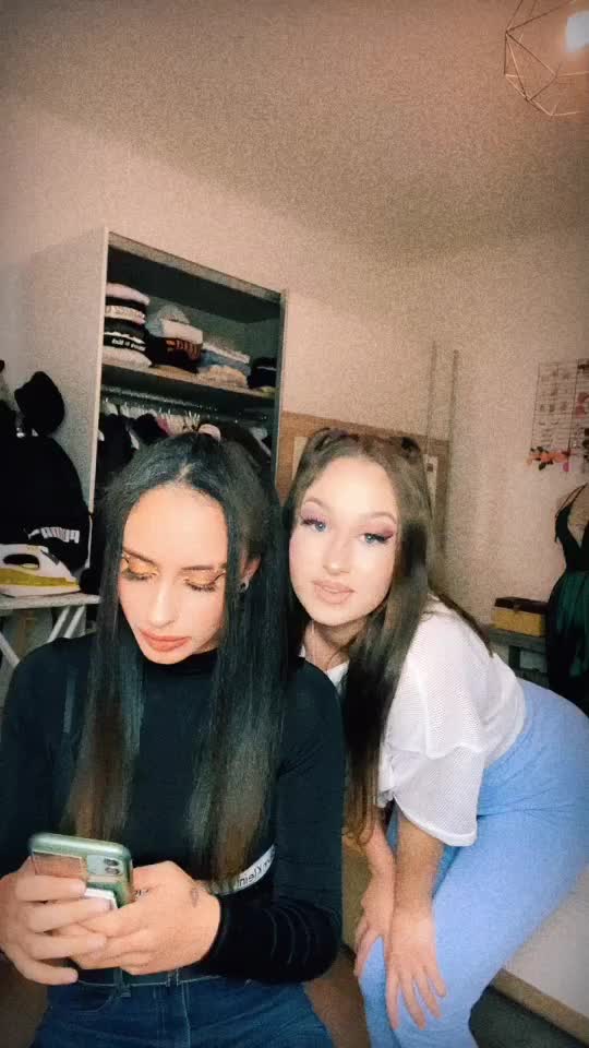 @Laura🥰