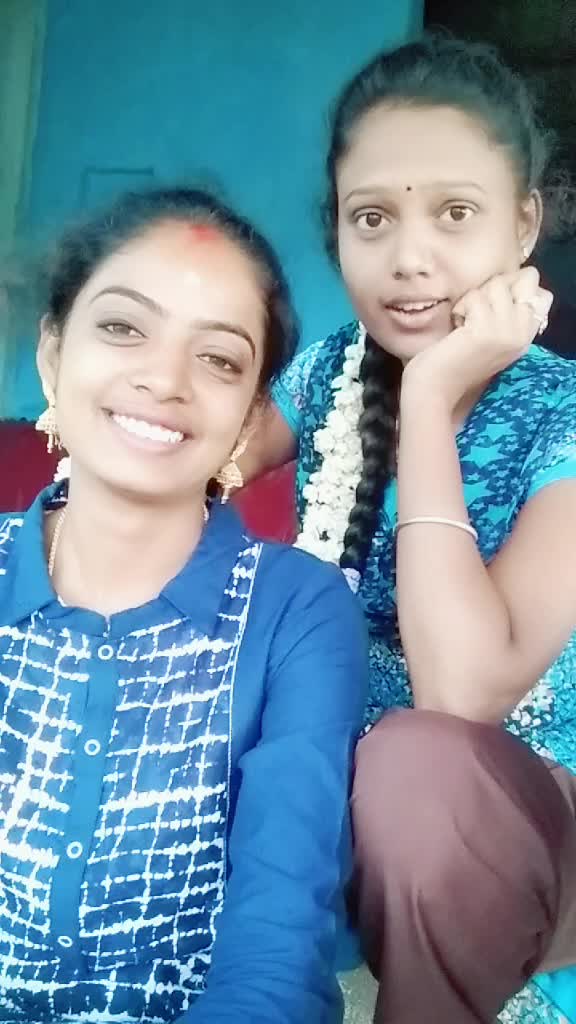 @💕Niveditha👒