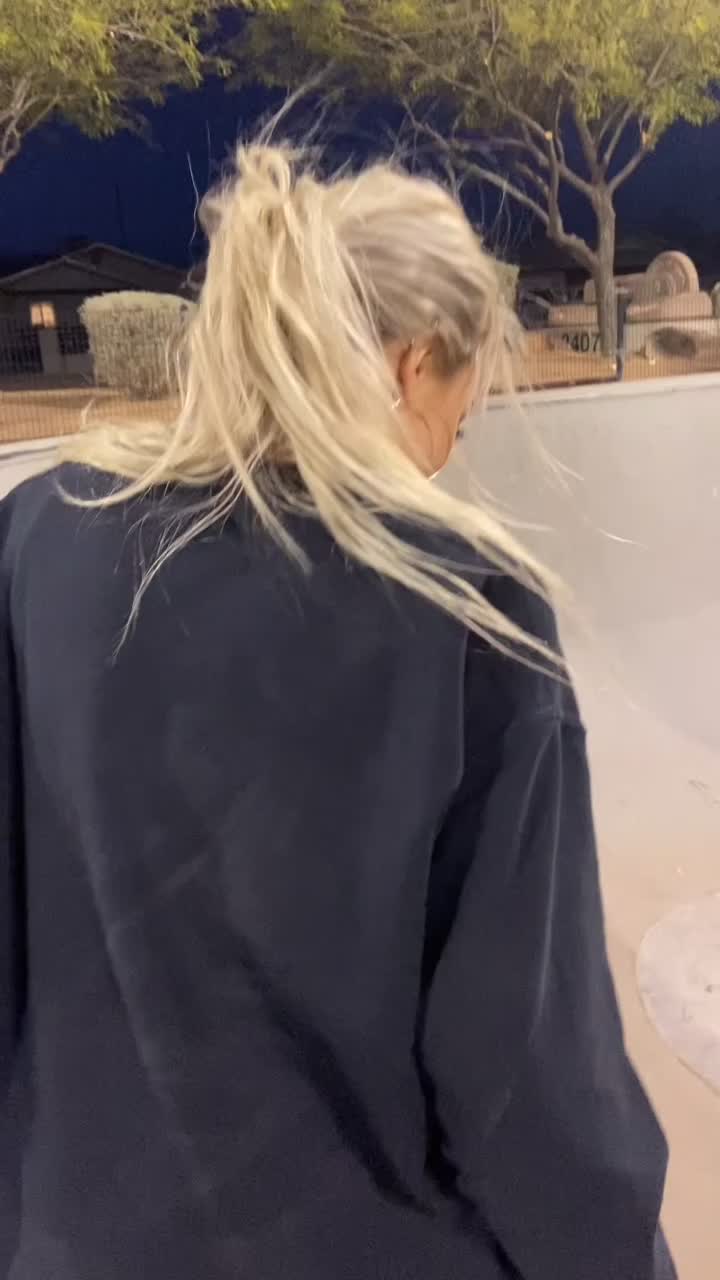 @Lauren Roe