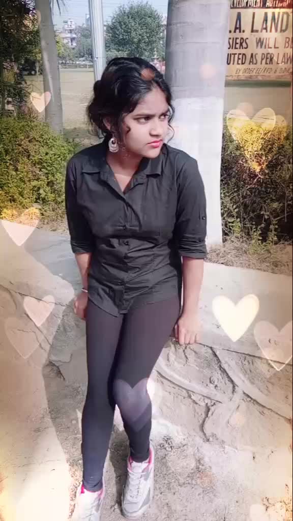 @vanshika saxena ❤️