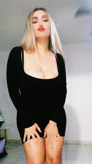 @Azeneth Medina
