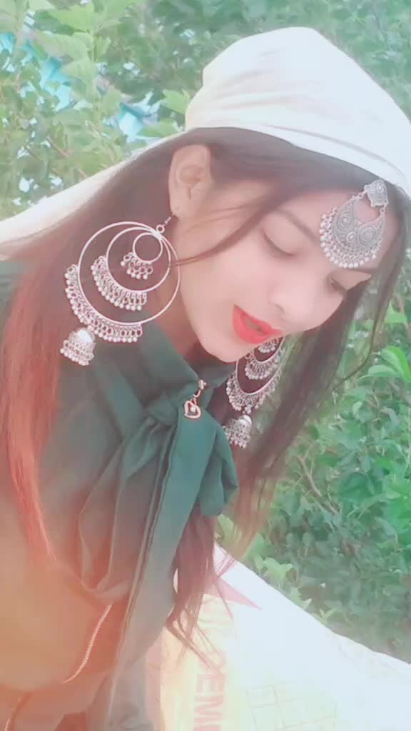 @😍M U K K U ❣️😍