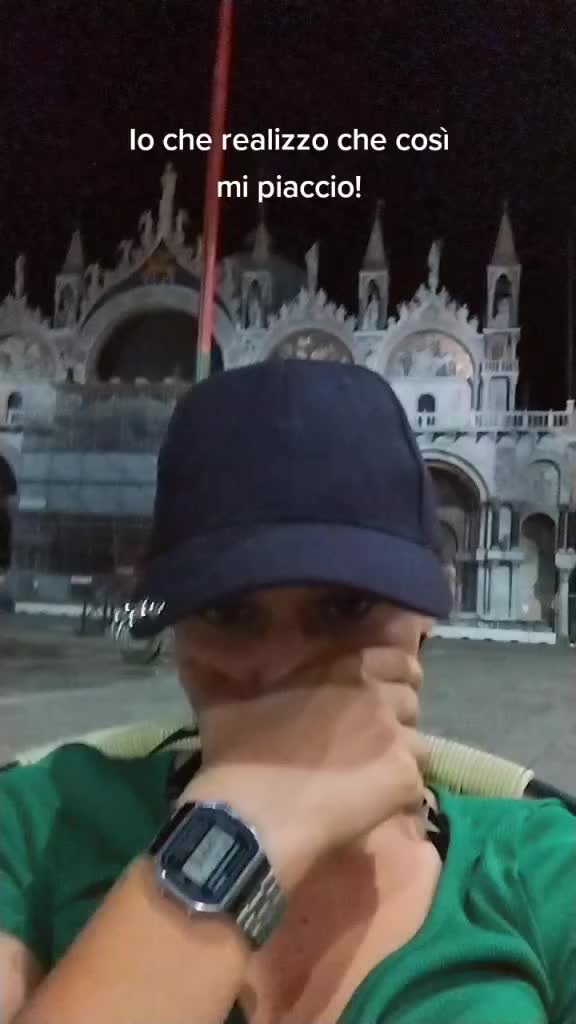 @saradiluccakiss