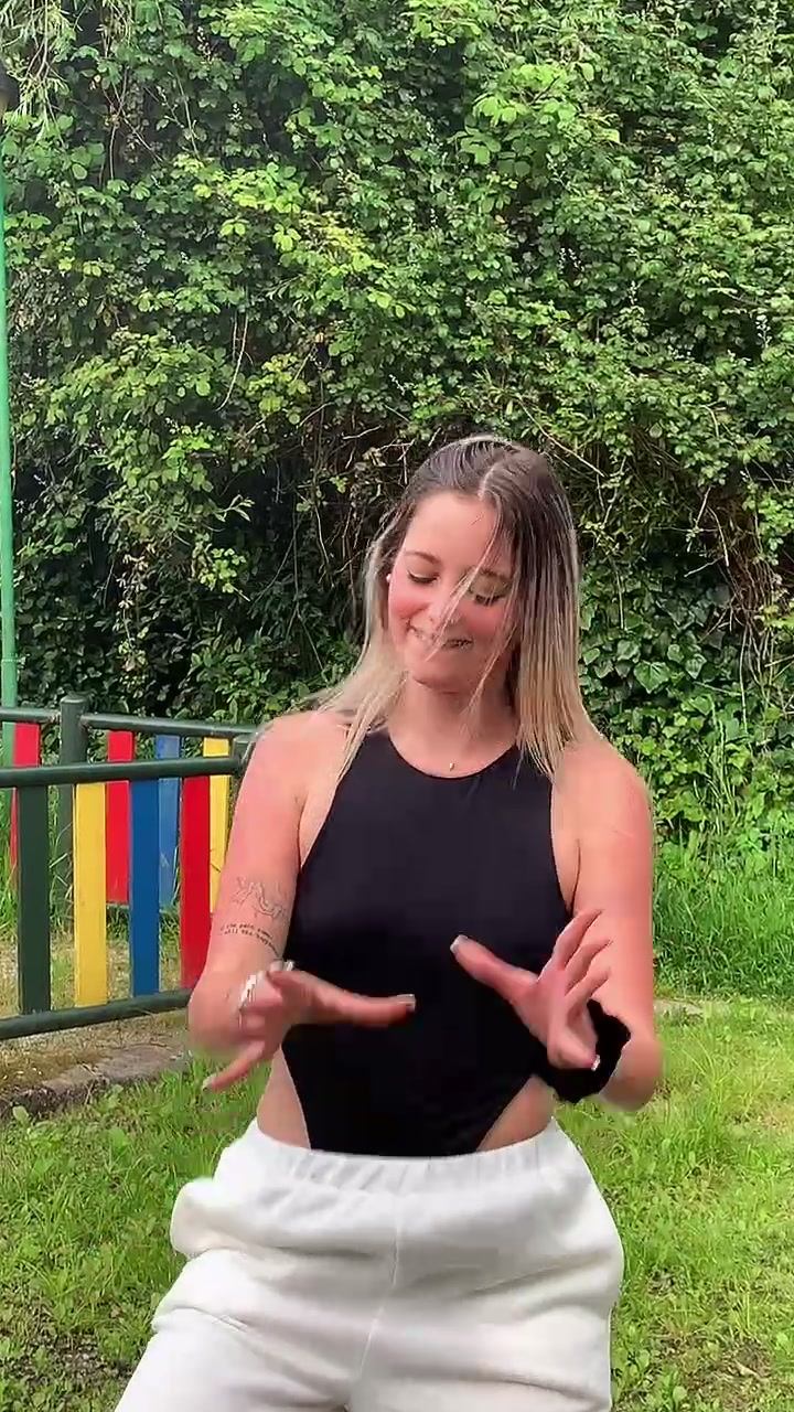 @andreaaa22_
