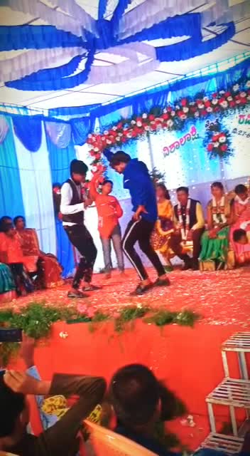 @R..Anjuu