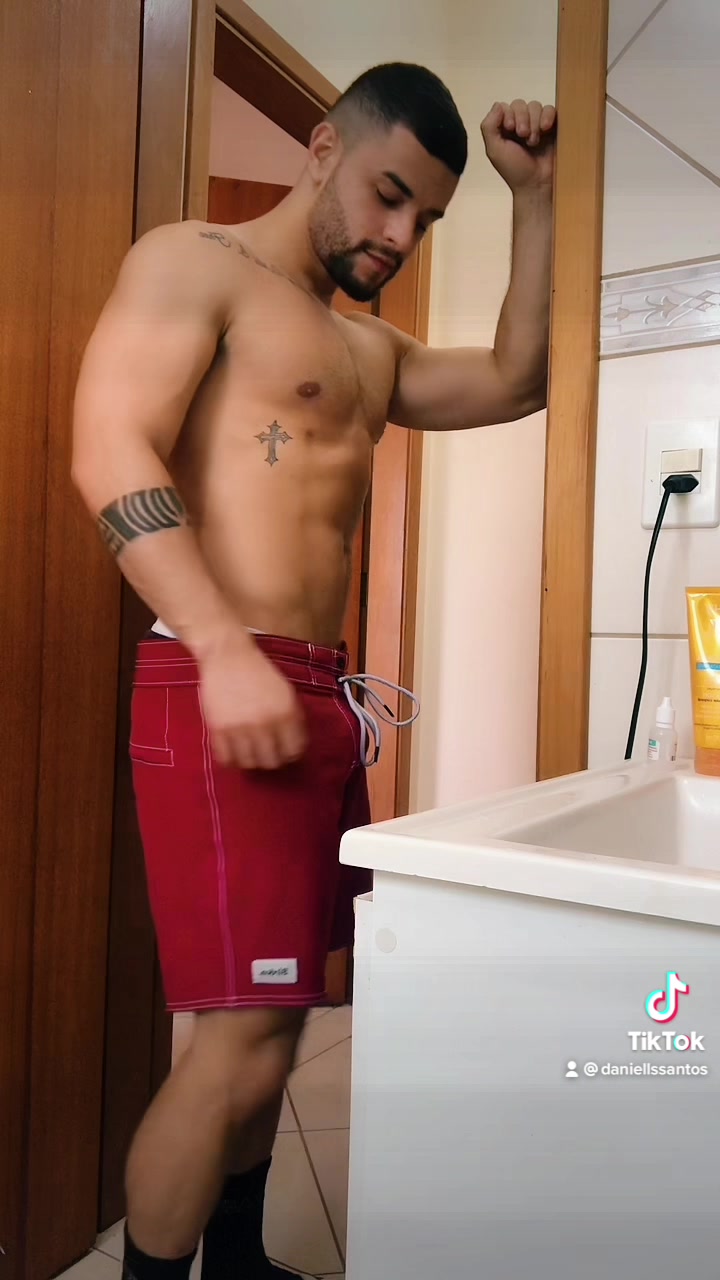 @Daniel dos Santos