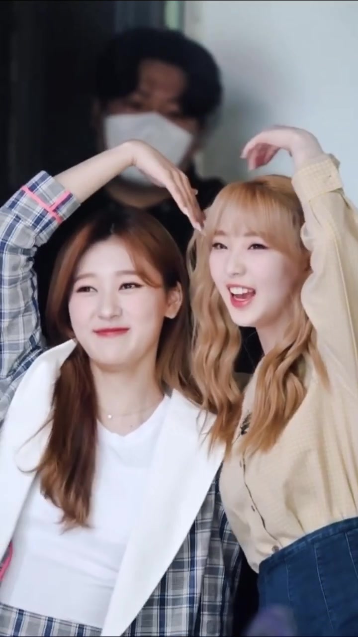 @lili