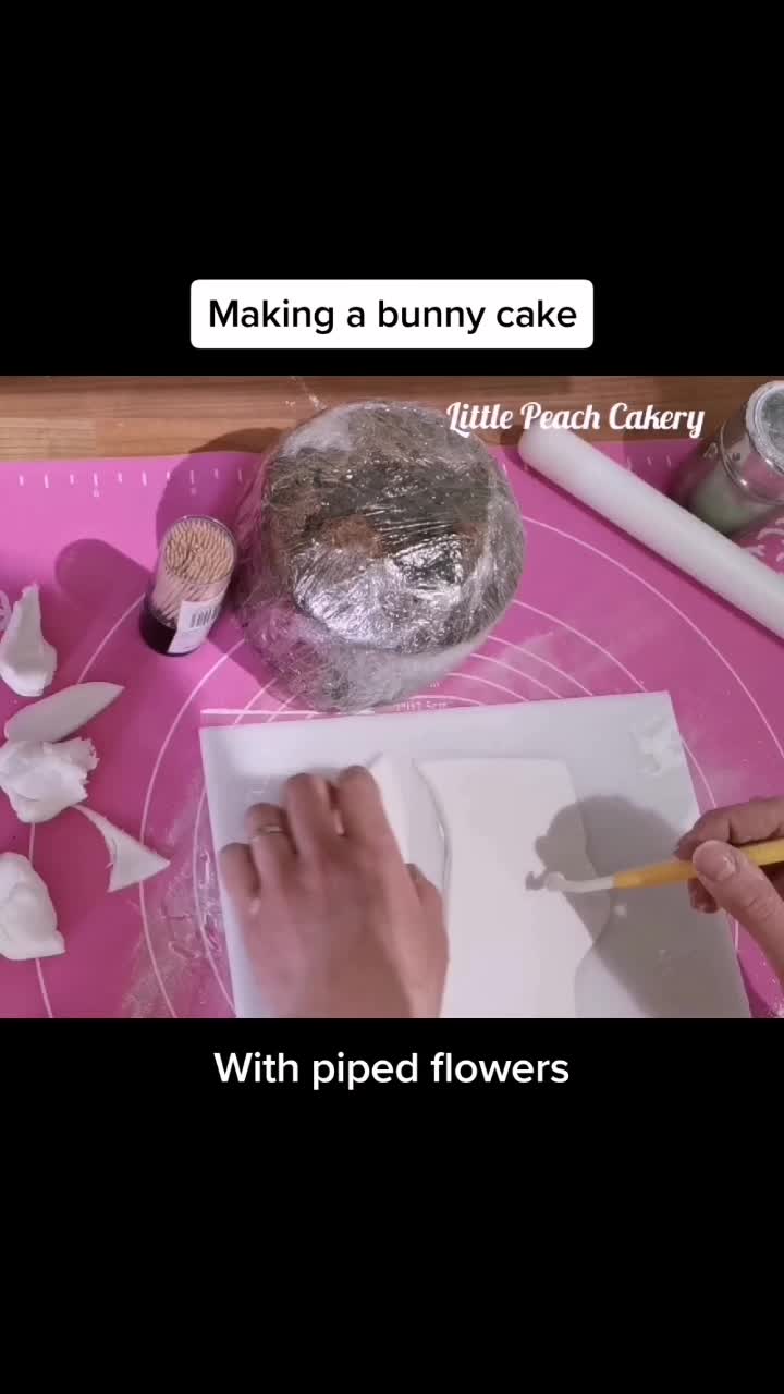 @littlepeachcakery