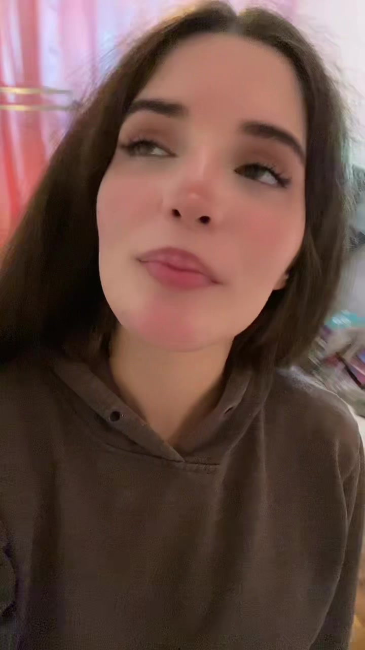@𝓕𝓻𝓮𝔂𝓪 𝓥𝓲𝓬𝓽𝓸𝓻𝓲𝓪 🦢