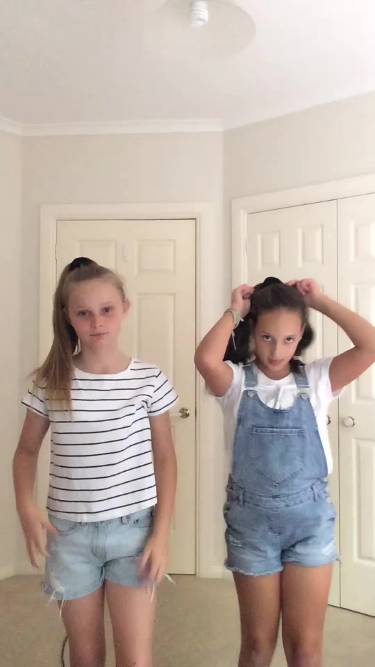 @𝓣𝔀𝓲𝓷𝓼𝓽𝓲𝓰𝓼💕