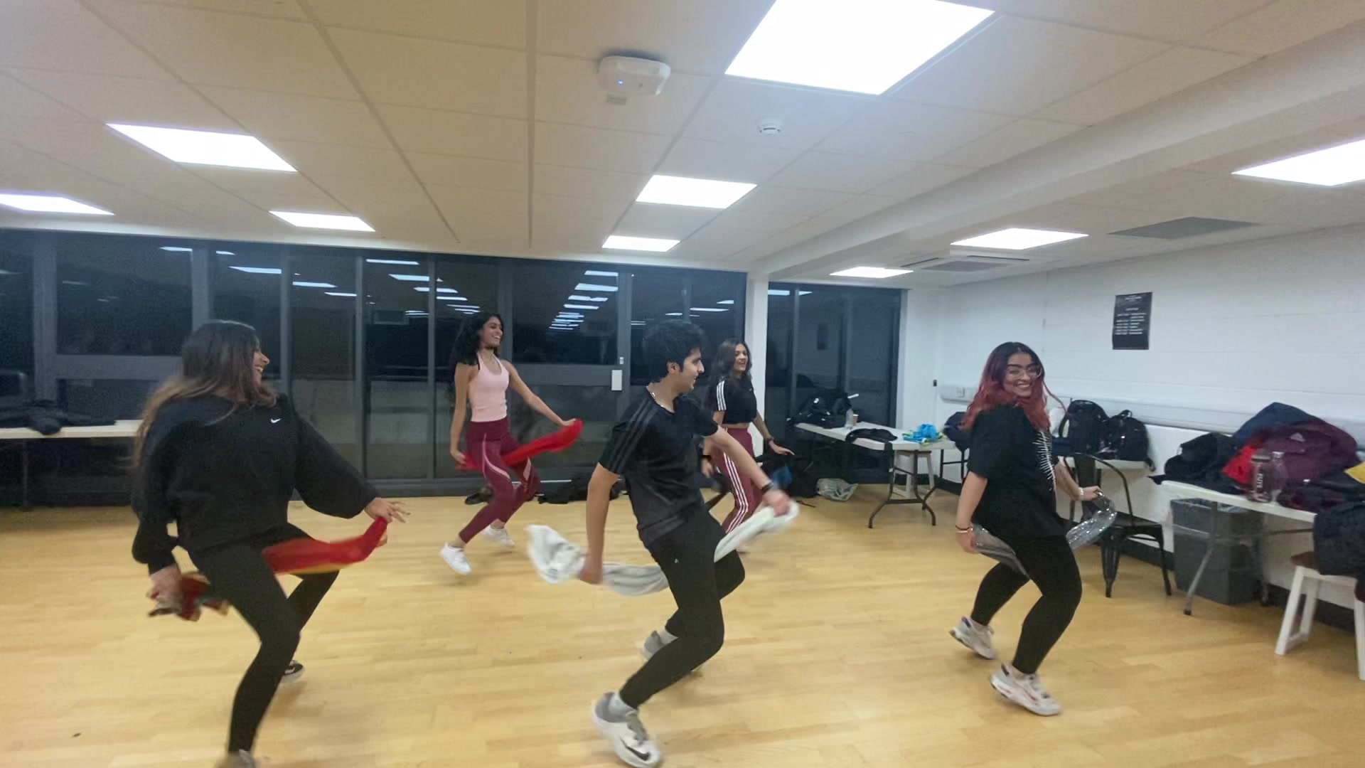 @Vibes (UoL Indian Dance Soc)