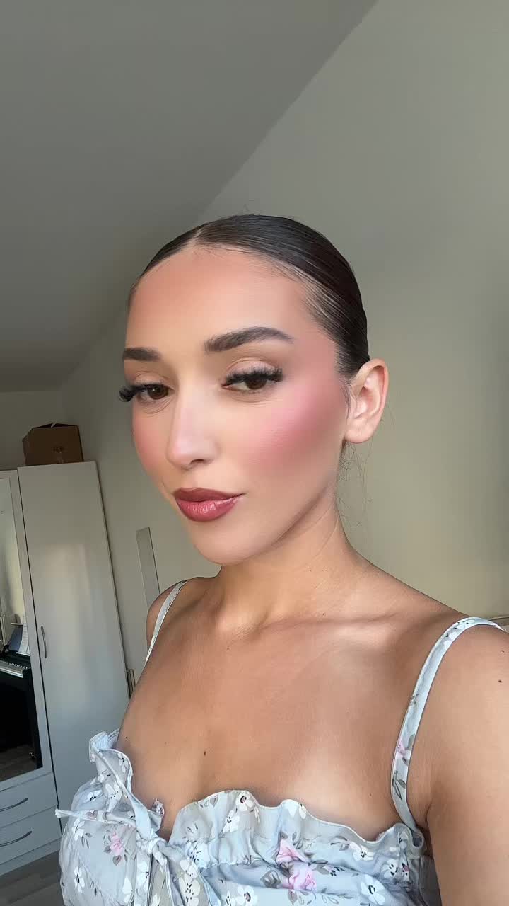 @Klara39