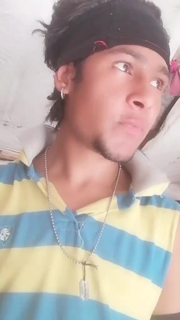 @Aap ka filam hero 😎