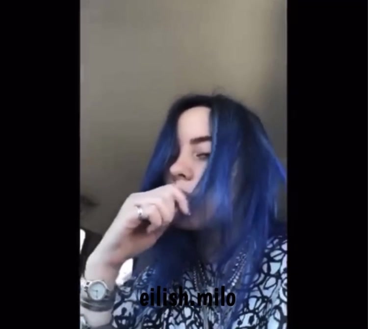 @BILLIE EILISH 💚