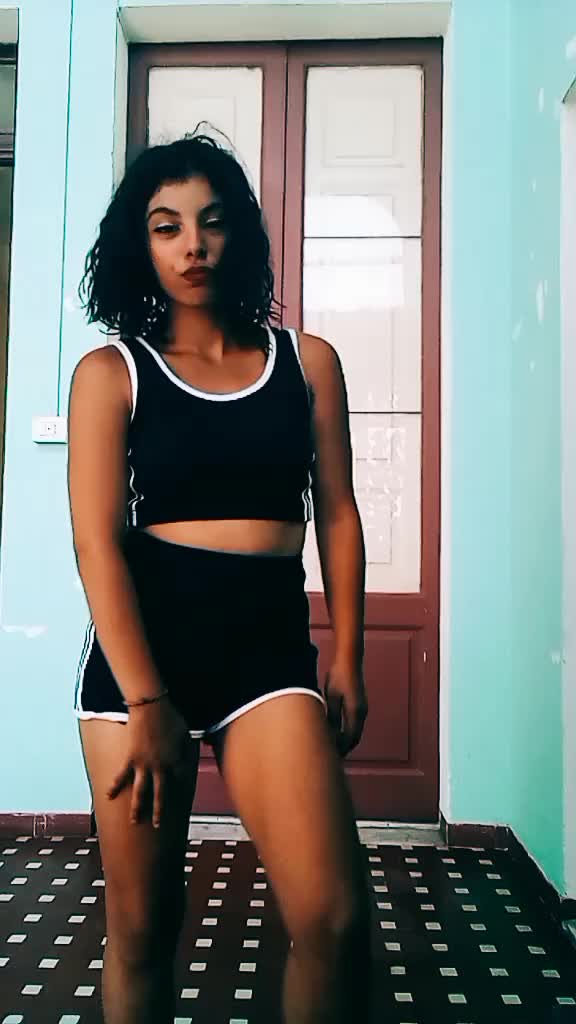 @deborahcastorina