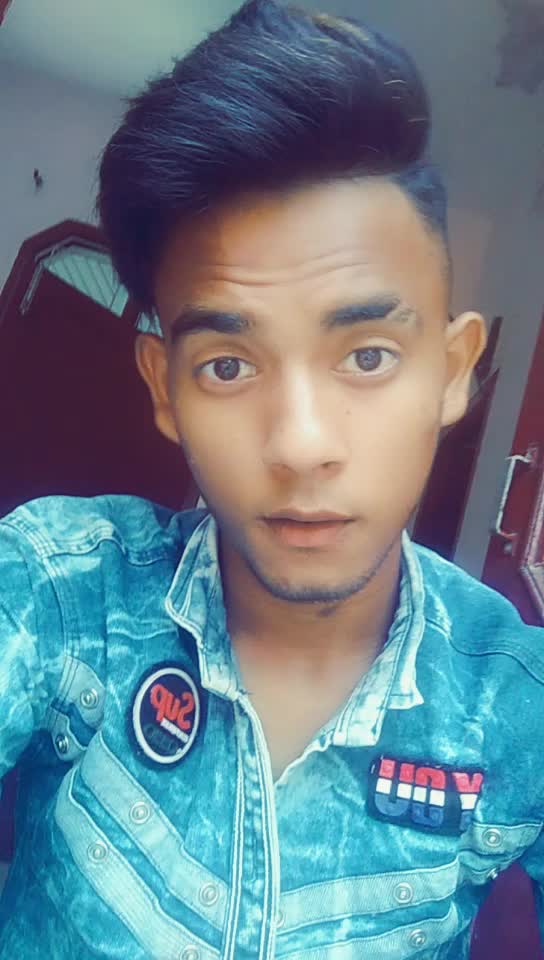 @crazy _boy😋😋