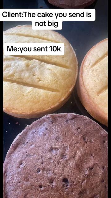 @Ayomi’s cakes and more