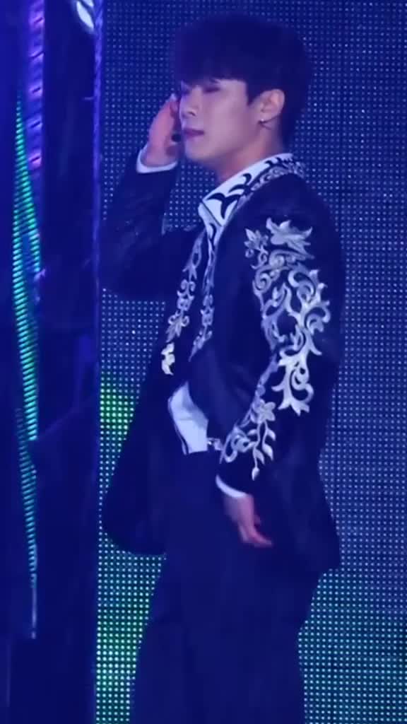 @MOONBIN a tu memoria 🕊️🤍✨