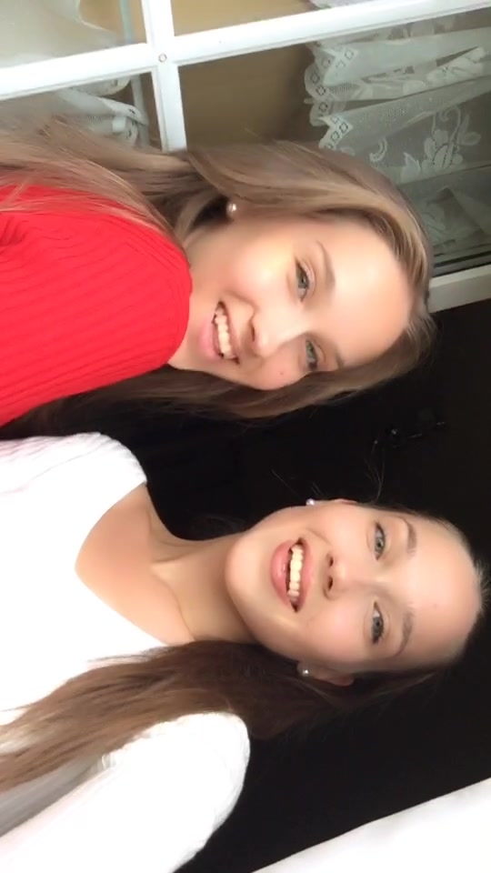 @Alina & Sabrina