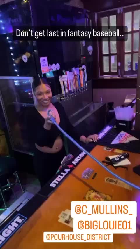 @POURHOUSENOLA