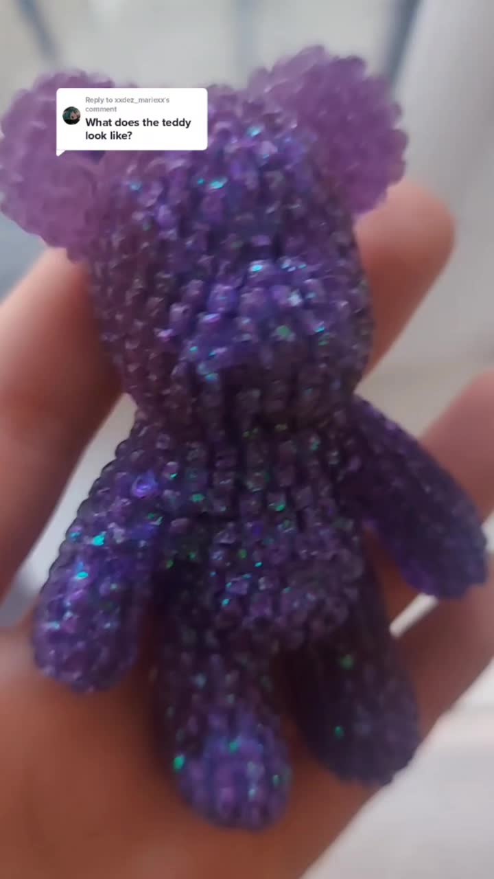 @Hayley's Resin