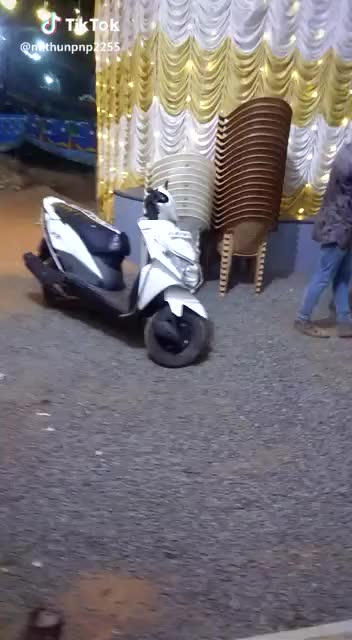 @അക്ഷയ് കെ എസ്